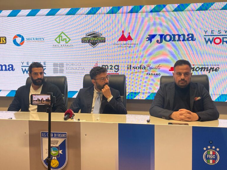 Il Fasano in conferenza stampa con Ghilardi, Montanaro e Corvino: “Bisogna restare sereni, siamo forti e compatti. Presto pesanti interventi sul mercato” - Osservatorio Fasano