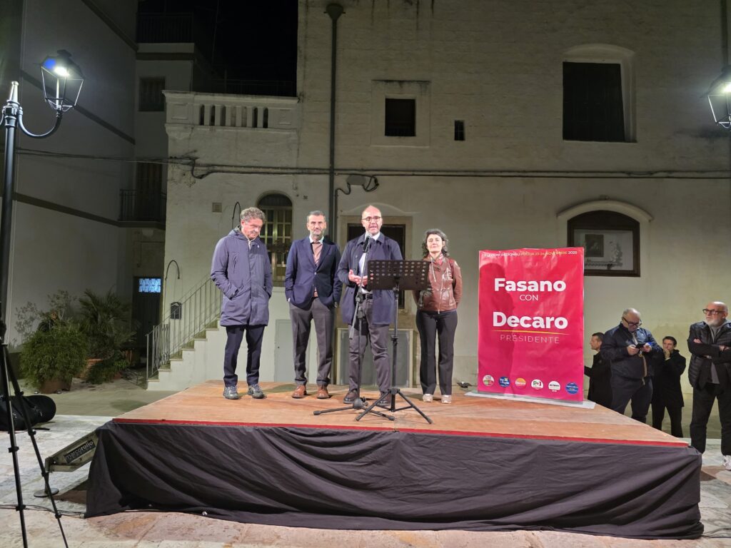 Decaro a Fasano: presenta alla città la sua candidatura alla presidenza della Regione VIDEO - Osservatorio Fasano Decaro a Fasano: presenta alla città la sua candidatura alla presidenza della Regione VIDEO - Osservatorio Fasano
