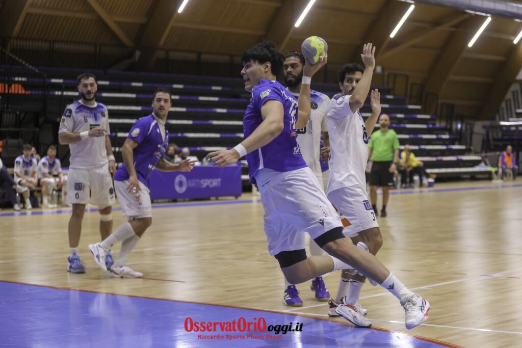 Una Junior impeccabile sigilla il girone d'andata con una spettacolare vittoria - Osservatorio Fasano