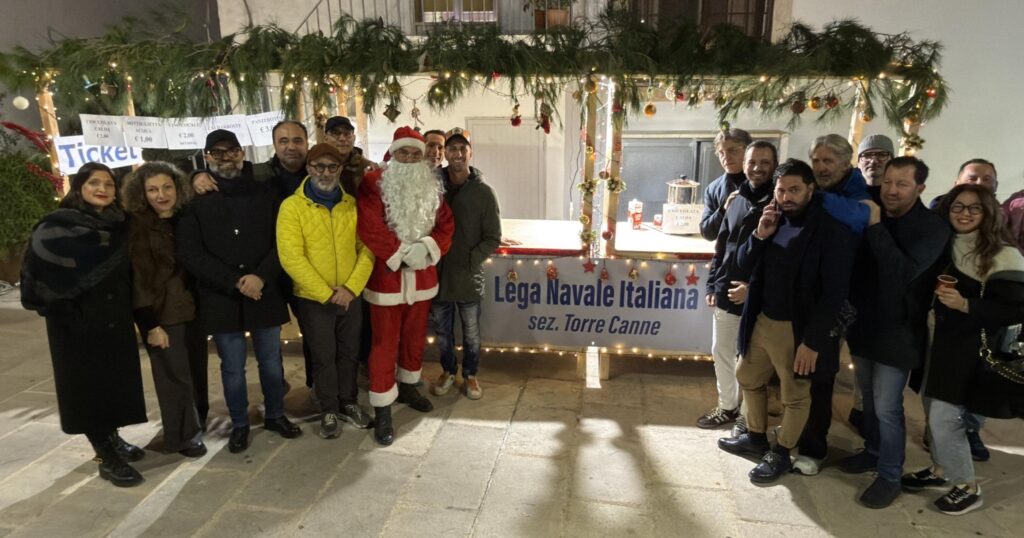 Torre Canne, grande successo per la serata di festa della Lega Navale in Piazza - Osservatorio Fasano