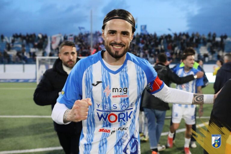 Un super Salzano trascina il Fasano, è 2-1 contro il Nola - Osservatorio Fasano