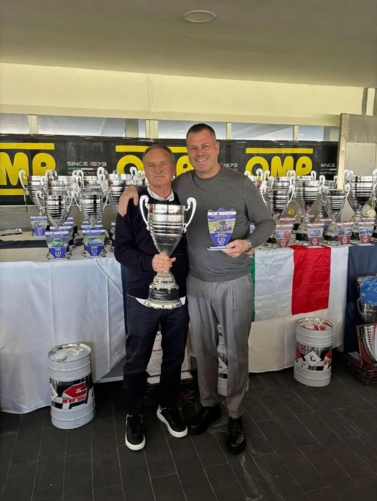 Motori, orgoglio fasanese al Circuito di Napoli: premiata l'eccellenza delle bicilindriche - Osservatorio Fasano Motori, orgoglio fasanese al Circuito di Napoli: premiata l'eccellenza delle bicilindriche - Osservatorio Fasano