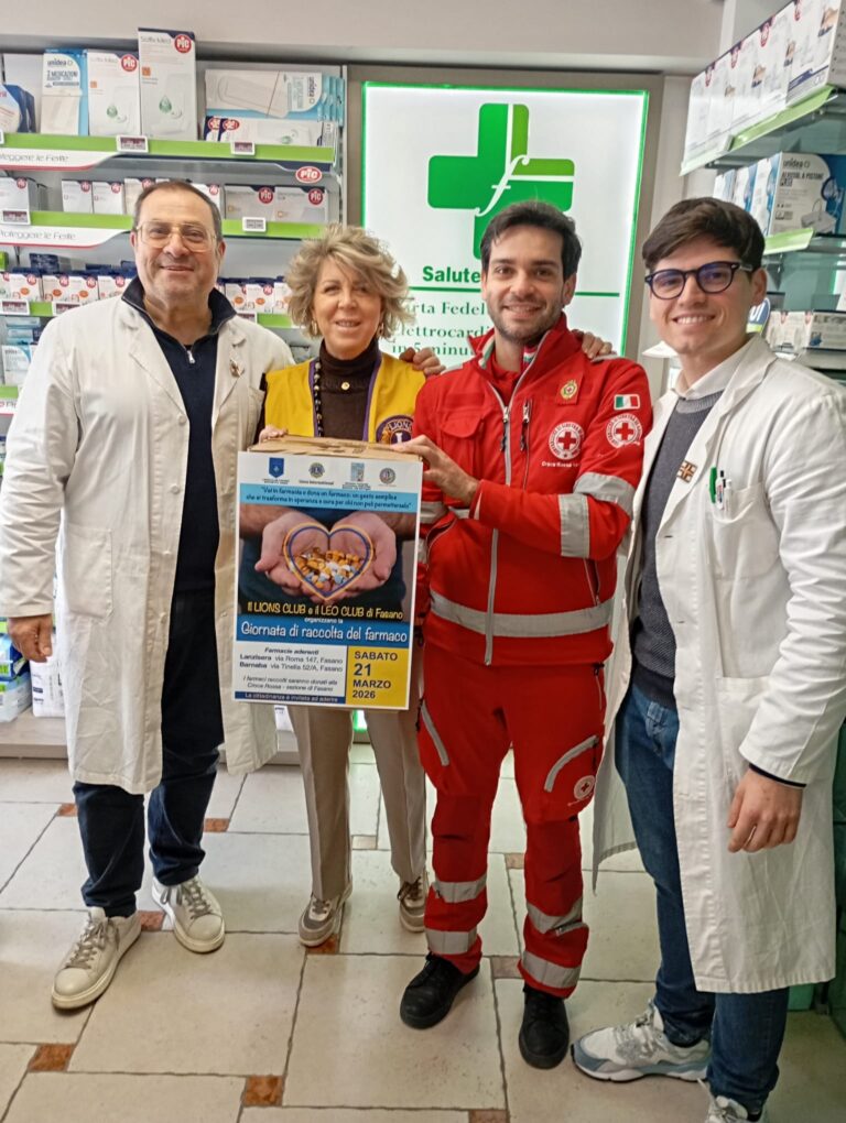 Grande successo per la raccolta farmaci dei Lions e Leo Club a Fasano - Osservatorio Fasano