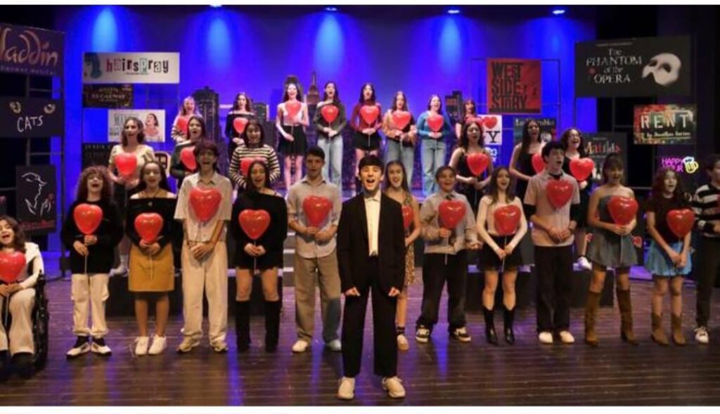 Da Officine Futura al palcoscenico nazionale: due giovani talenti fasanesi nel cast di "Thirteen – Il Musical" - Osservatorio Fasano