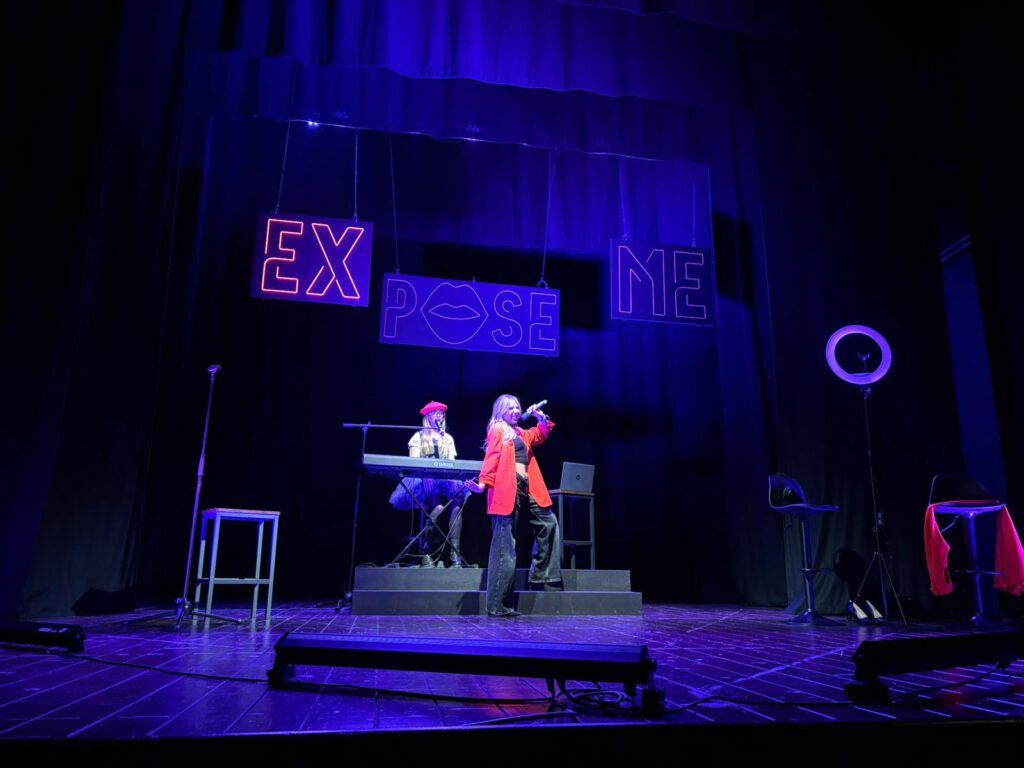 “Ex-pose-me”: sensibilizzare sulla violenza digitale non dovrebbe essere rivoluzionario - Osservatorio Fasano