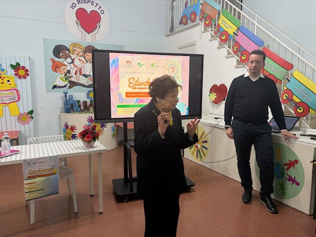 “Smartphone e tecnologie: le implicazioni sullo sviluppo cognitivo e i rischi di una sessualità precoce” - Osservatorio Fasano