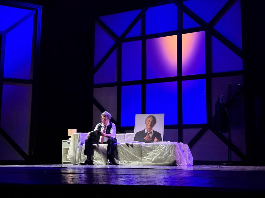 Con Enzo Iacchetti si è chiusa la Stagione di Prosa al Kennedy - Osservatorio Fasano