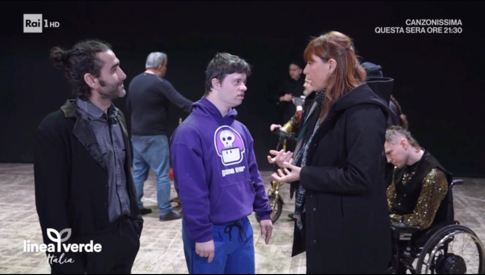 L’attore fasanese Fabio Tinella protagonista a "Linea Verde": il racconto di Brindisi e del teatro inclusivo - Osservatorio Fasano