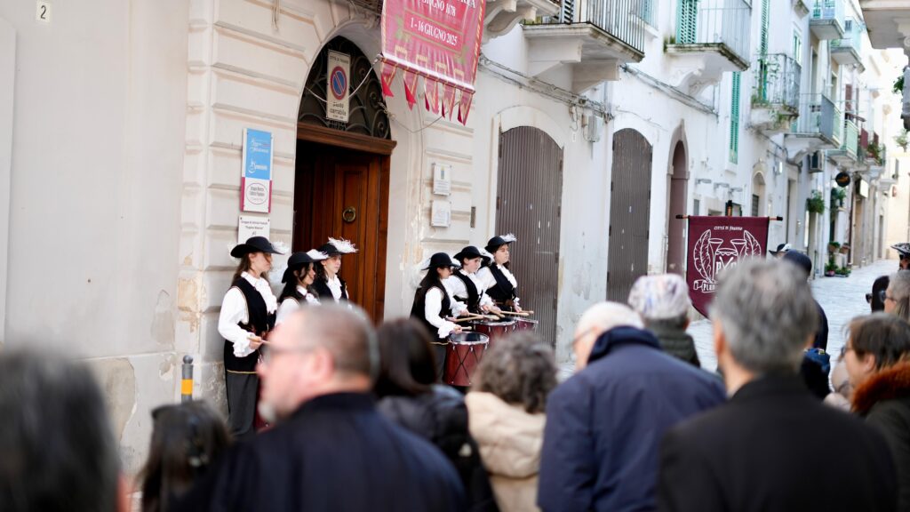 Grande partecipazione alle visite guidate gratuite per scoprire Fasano attraverso riti e tradizioni della Settimana Santa - Osservatorio Fasano