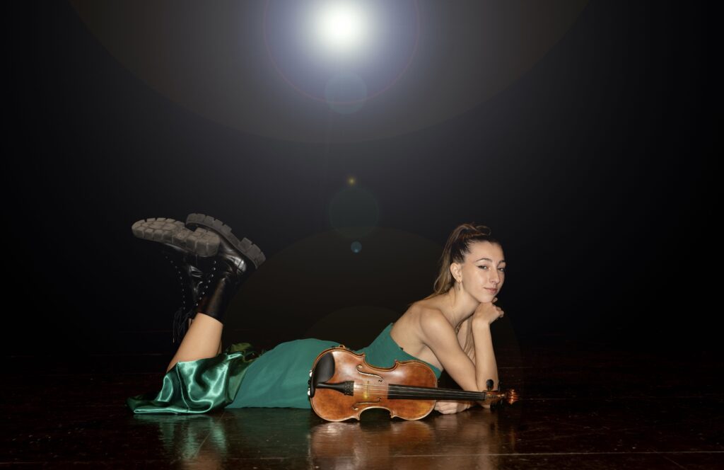 Fasanomusica, il talento incontra l'esperienza: al Nuovo Teatro Sociale il concerto "PER MANO" - Osservatorio Fasano Fasanomusica, il talento incontra l'esperienza: al Nuovo Teatro Sociale il concerto "PER MANO" - Osservatorio Fasano