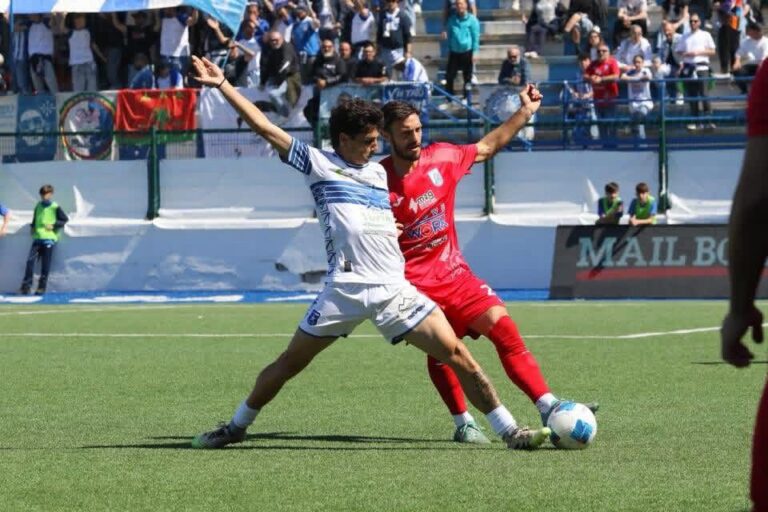 Fasano-Paganese, al “Curlo” è in scena la semifinale play-off - Osservatorio Fasano
