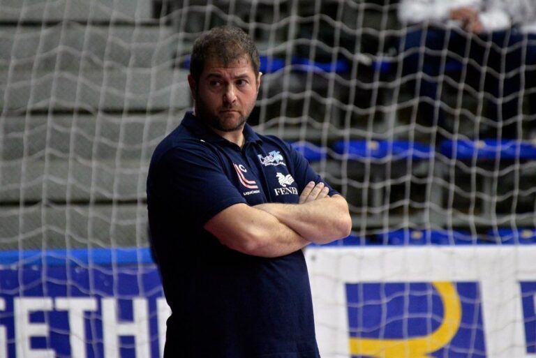 Domenico Specchia a rinforzo dello staff di coach Totero Domenico Specchia a rinforzo dello staff di coach Totero - Osservatorio Fasano