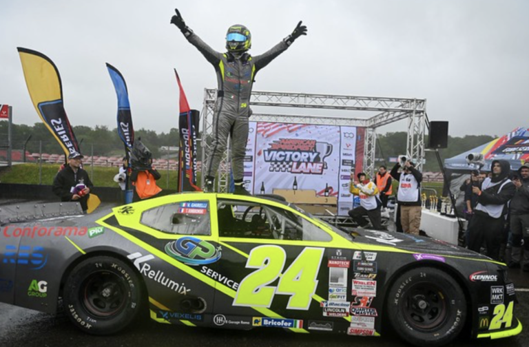 Trionfo fasanese a Brands Hatch: Ghirelli vince sotto la pioggia, Leogrande brilla sul podio Legend Trionfo fasanese a Brands Hatch: Ghirelli vince sotto la pioggia, Leogrande brilla sul podio Legend - Osservatorio Fasano