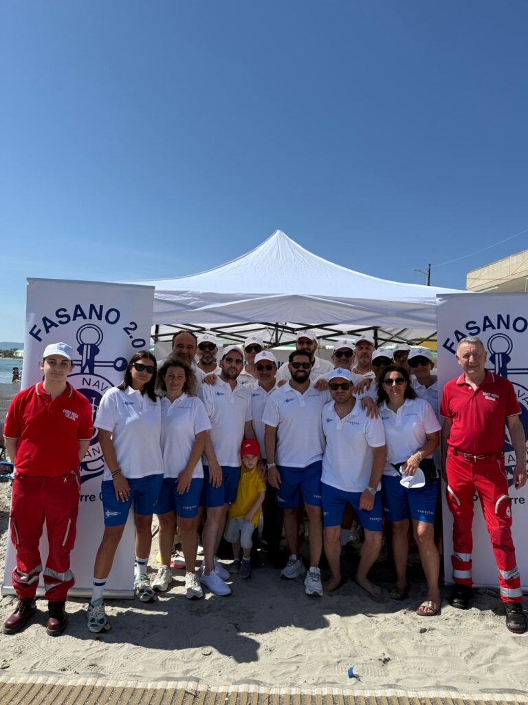 Lega Navale di Torre Canne, i giovani e lo sport ANCORATI NEL FUTURO - Osservatorio Fasano Lega Navale di Torre Canne, i giovani e lo sport ANCORATI NEL FUTURO - Osservatorio Fasano