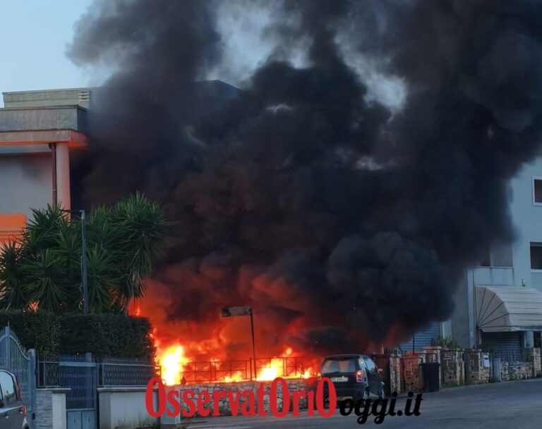 Fiamme all'alba a Fasano: incendio colpisce un'autocarrozzeria nella zona industriale - Osservatorio Fasano