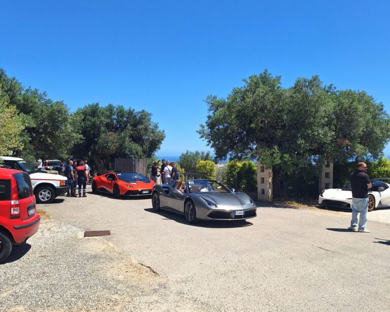 L’House of Excellence tra motori e tradizioni: ospitato con successo l'incontro di Apulia Driving Experience per la 67ª Fasano-Selva - Osservatorio Fasano