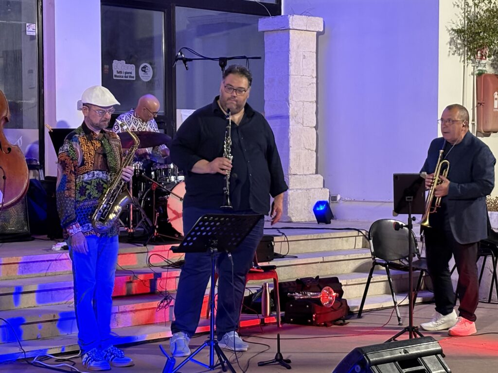 Mino Lacirignola e la sua band inaugurano le serate jazz alla Selva - Osservatorio Fasano Mino Lacirignola e la sua band inaugurano le serate jazz alla Selva - Osservatorio Fasano
