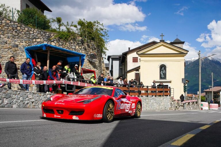 È stata ritrovata la Ferrari rubata alla Coppa Selva di Fasano È stata ritrovata la Ferrari rubata alla Coppa Selva di Fasano - Osservatorio Fasano