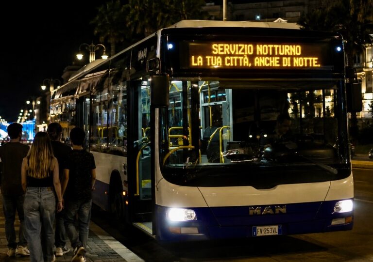Al via “Fasano Coast Shuttle”: il nuovo servizio di trasporto notturno gratuito per collegare il centro, le frazioni e le marine Al via “Fasano Coast Shuttle”: il nuovo servizio di trasporto notturno gratuito per collegare il centro, le frazioni e le marine - Osservatorio Fasano