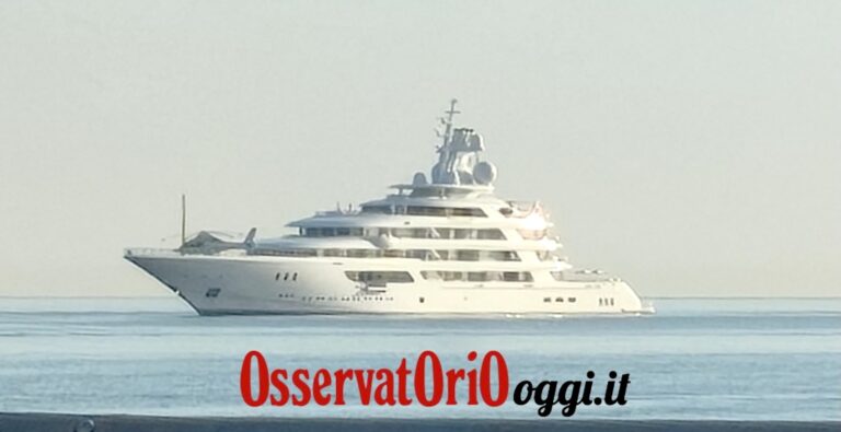 Il gigante dei mari fa tappa a Savelletri: lo yacht dell’ambasciatore USA incanta la costa fasanese Il gigante dei mari fa tappa a Savelletri: lo yacht dell'ambasciatore USA incanta la costa fasanese - Osservatorio Fasano