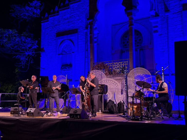 Cento anni fa nasceva Miles Davis: l’omaggio di Bari in Jazz al Minareto Cento anni fa nasceva Miles Davis: l’omaggio di Bari in Jazz al Minareto - Osservatorio Fasano