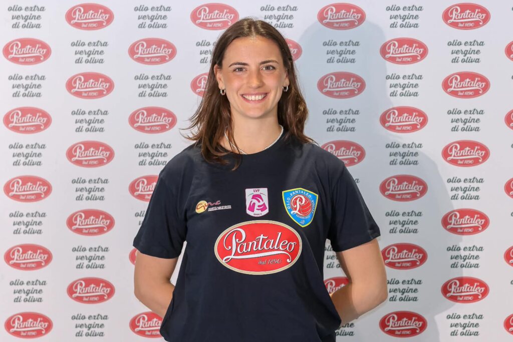 Olio Pantaleo Fasano: Anna Caneva è il nuovo capitano, Candela Sol Salinas sarà la sua vice - Osservatorio Fasano Olio Pantaleo Fasano: Anna Caneva è il nuovo capitano, Candela Sol Salinas sarà la sua vice - Osservatorio Fasano