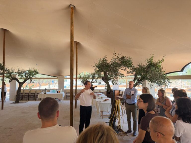 Alla Fortis Factory il primo evento della Core Preview: IA e inclusione al centro del confronto Alla Fortis Factory il primo evento della Core Preview: IA e inclusione al centro del confronto - Osservatorio Fasano