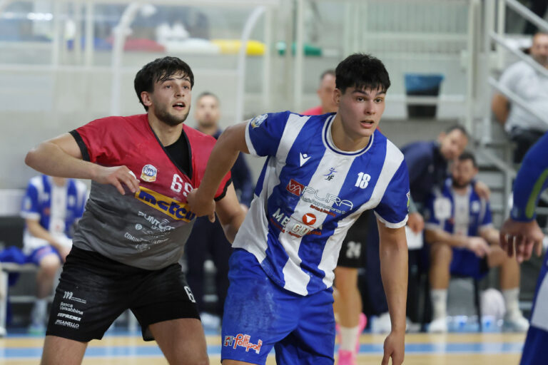 La Junior espugna Cologne (29-30) e conquista il secondo successo consecutivo La Junior espugna Cologne (29-30) e conquista il secondo successo consecutivo - Osservatorio Fasano