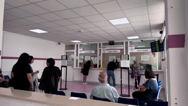Sanità, Amati chiarisce: «Dal CUP di Fasano si può prenotare al nuovo ospedale Monopoli-Fasano» Sanità, Amati chiarisce: «Dal CUP di Fasano si può prenotare al nuovo ospedale Monopoli-Fasano» - Osservatorio Fasano