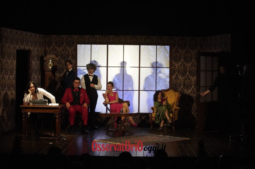 Tragedia jazz e brividi al Teatro Sociale: gli "Artisti Anonimi" conquistano Fasano - Osservatorio Fasano Tragedia jazz e brividi al Teatro Sociale: gli "Artisti Anonimi" conquistano Fasano - Osservatorio Fasano